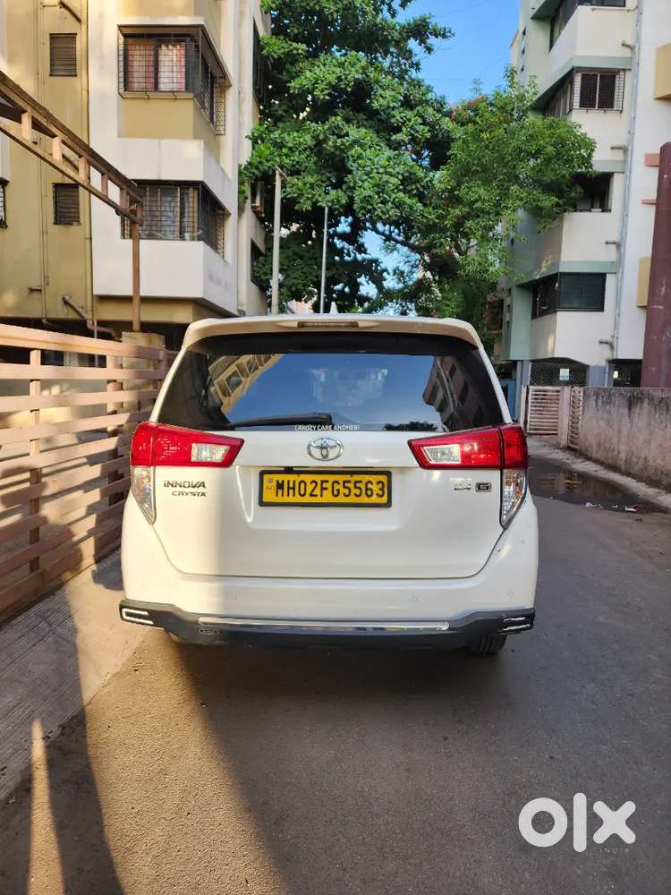Toyota Innova Crysta 2021 Diesel Well Maintained