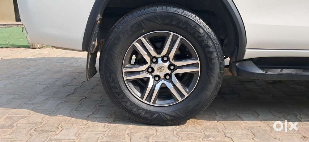Toyota Fortuner 4x2 Mt 2.8 Diesel, 2022, Diesel