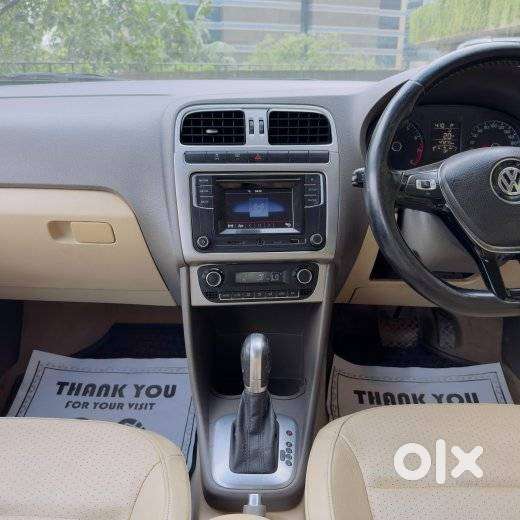 Volkswagen Vento 1.2 Tsi Highline Plus At, 2017, Petrol