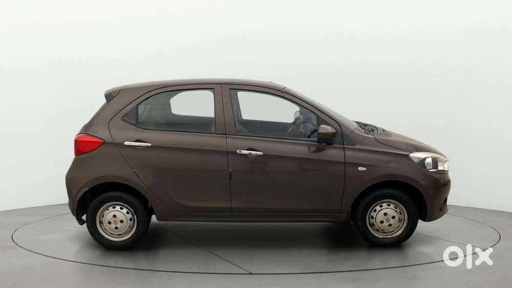 Tata Tiago Xe, 2018, Petrol