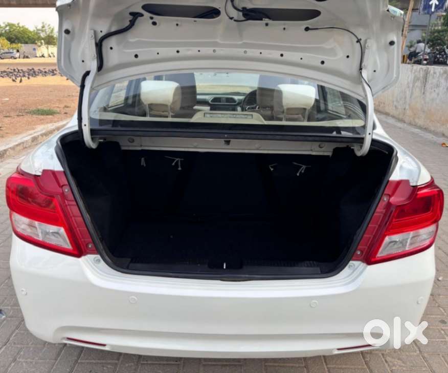 Maruti Suzuki Dzire 1.2 Vxi Amt, 2020, Petrol