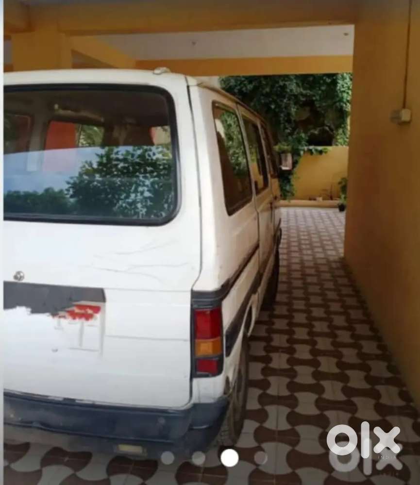 Maruti Suzuki Omni 2001