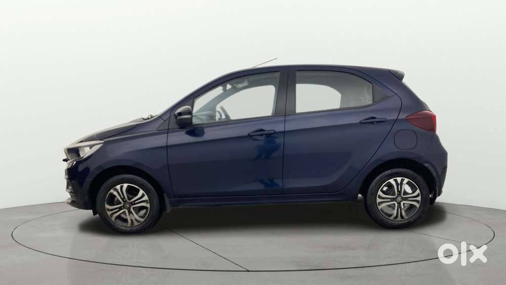 Tata Tiago 1.05 Revotorq Xt, 2023, Petrol