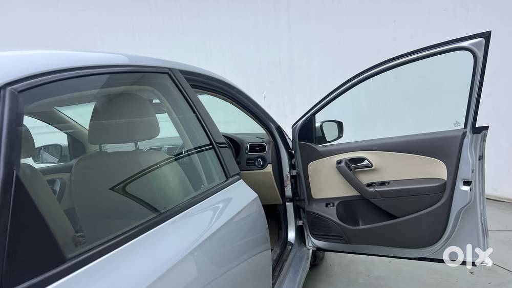 Volkswagen Vento Petrol Highline, 2013, Petrol