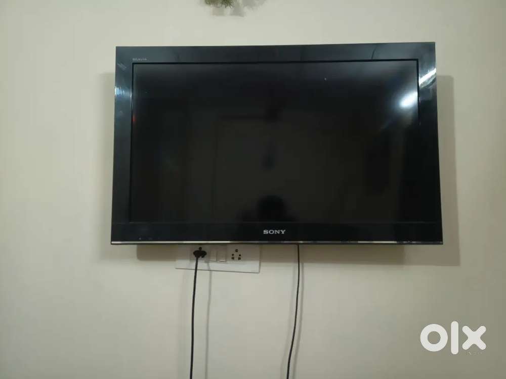 Sony Bravia 32-inch LED TV &ndash; Excellent Condition, Clear Sound & Pictur