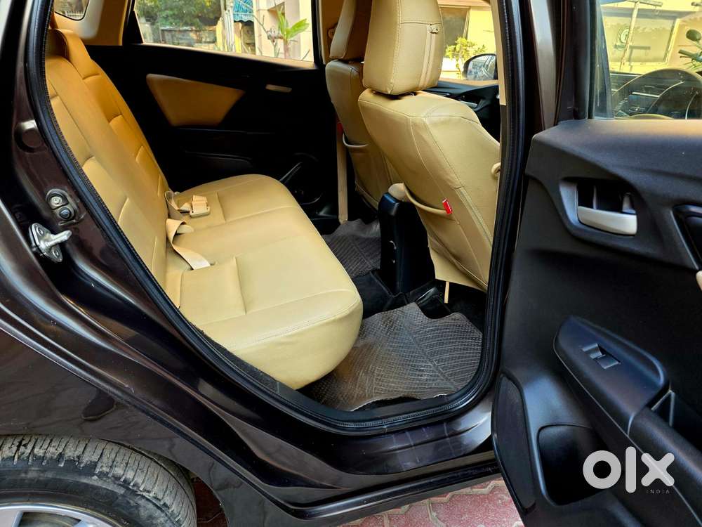 Honda Jazz V Mt Privilege, 2017, Petrol