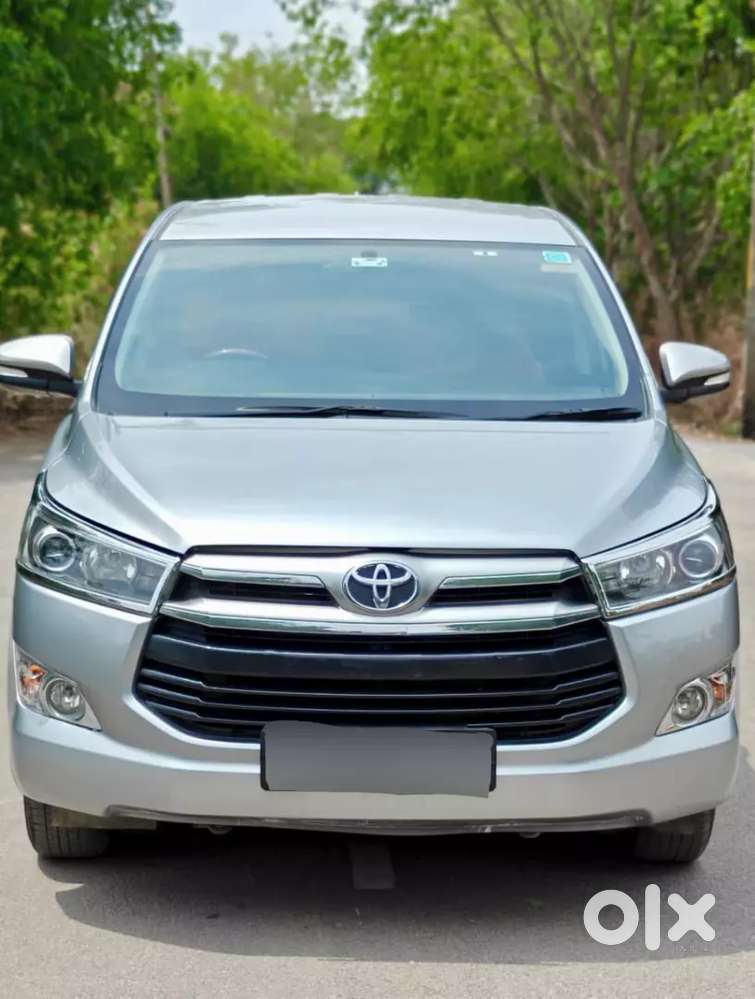 Toyota Innova Crysta 2016