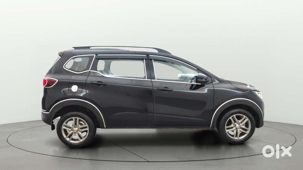 Renault Triber Rxt, 2025, Petrol