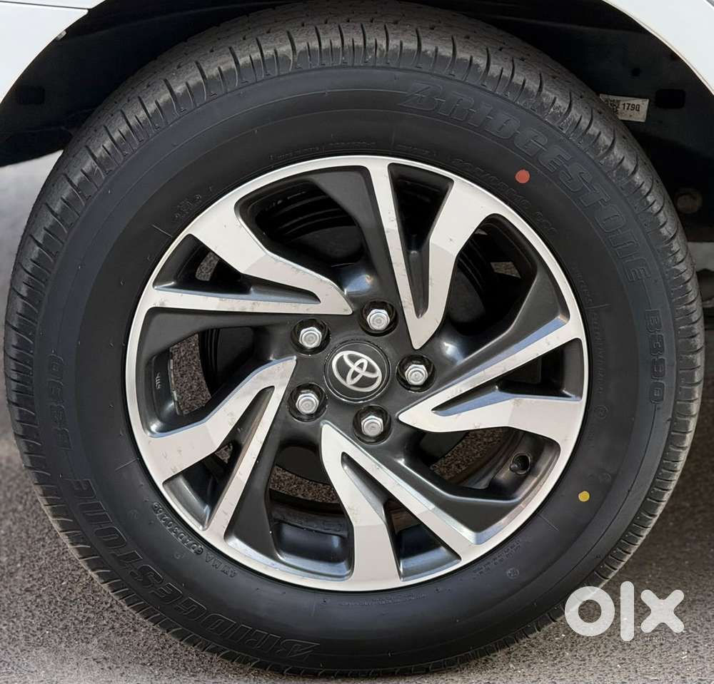 Toyota Innova Crysta 2.4 V, 2023, Diesel