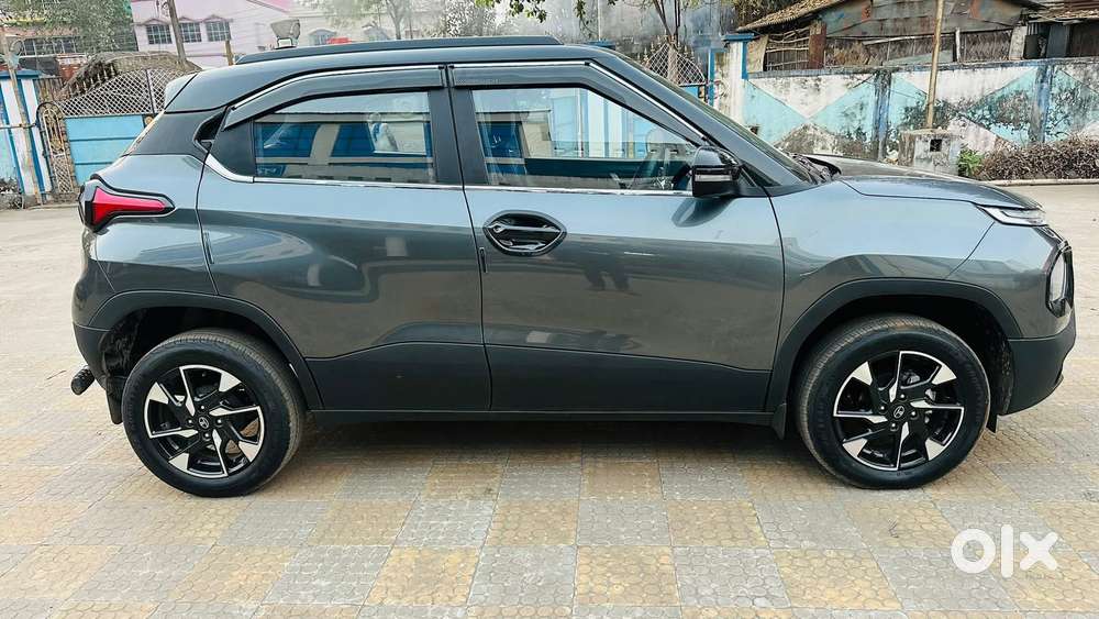 Tata Punch, 2025, Petrol