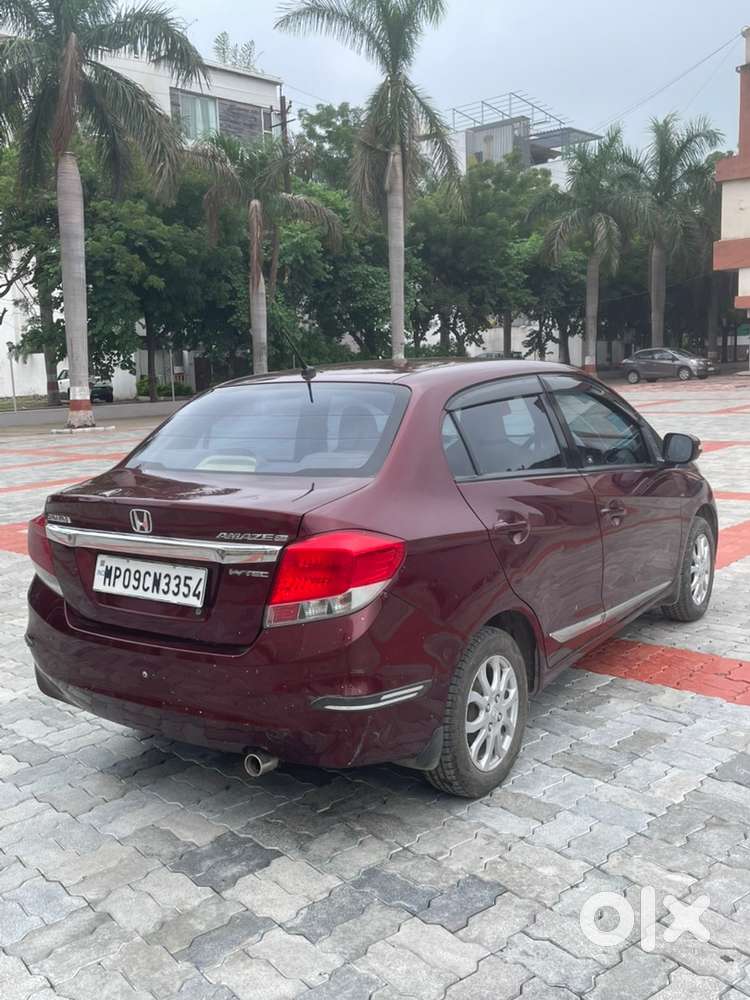 Honda Amaze 2013 Petrol Manual Transmission– Excellent Condition