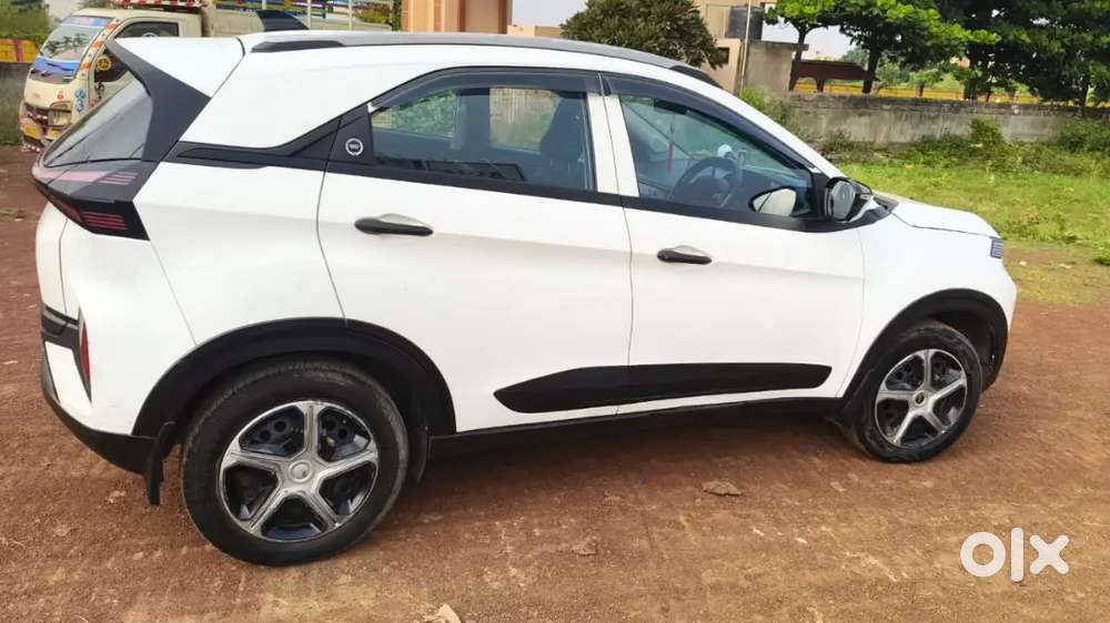 Tata Nexon Petrol 2024 Car