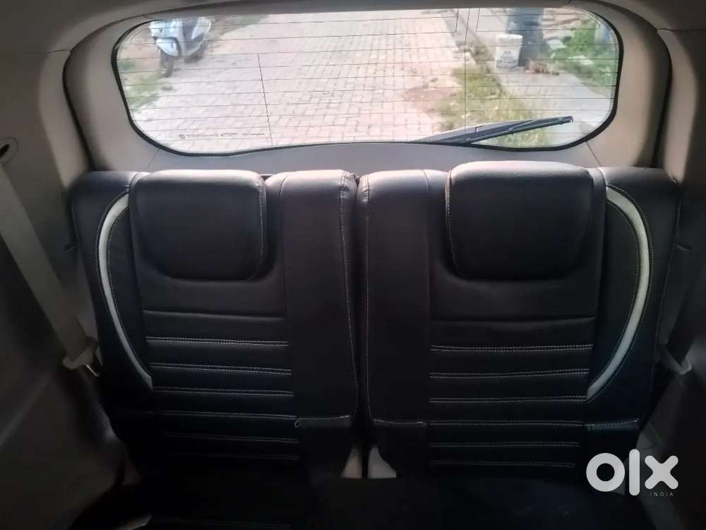 Mahindra Xuv500 2wd 2017