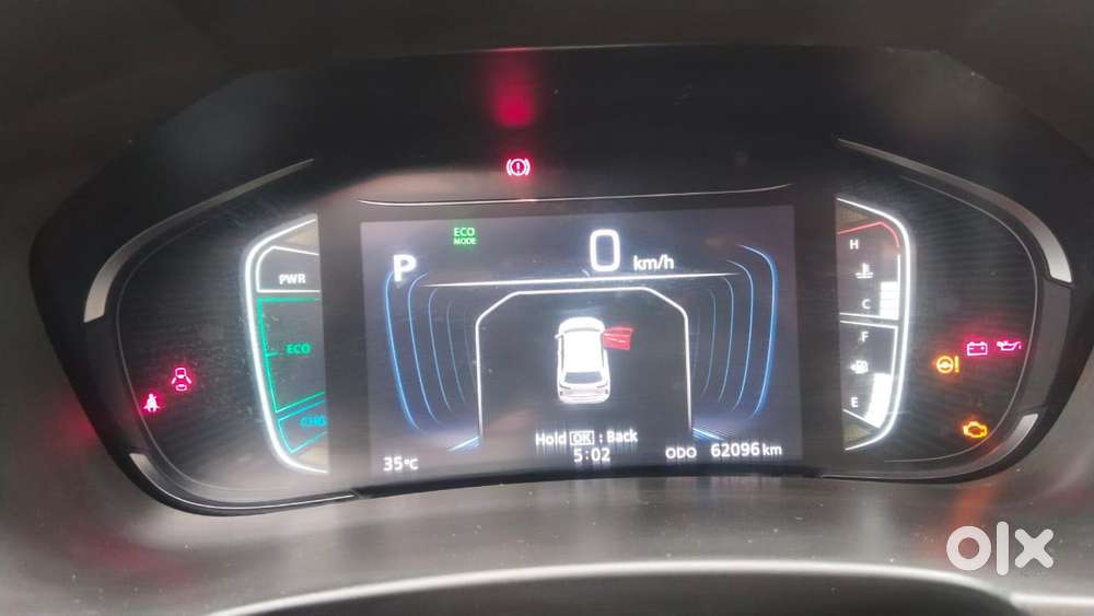 Maruti Suzuki Grand Vitara 1.5 Zeta Plus Dual Tone Intelligent Hybri..
