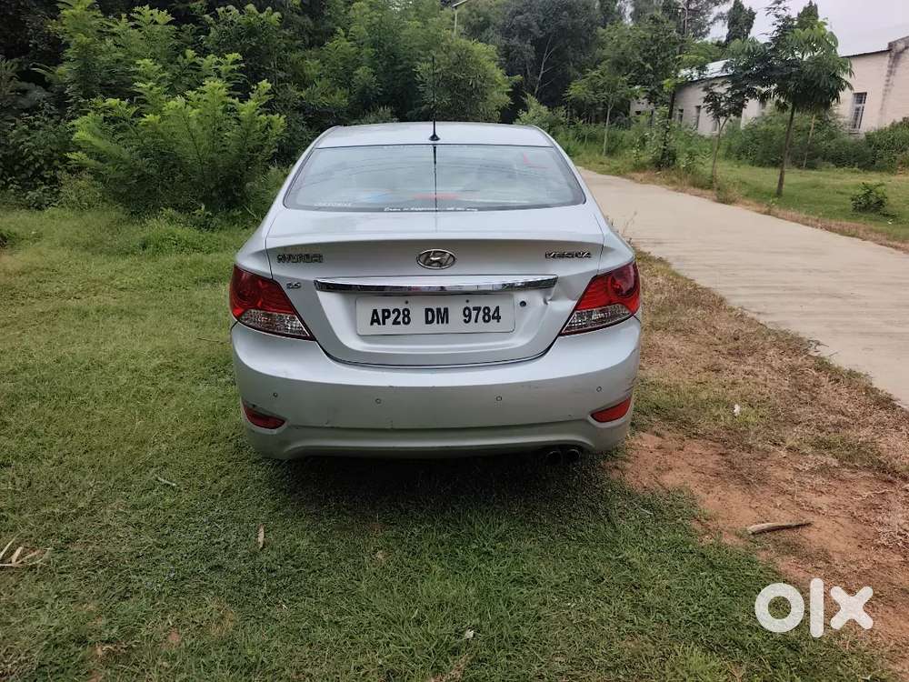 Hyundai Verna 1.6 S 2012