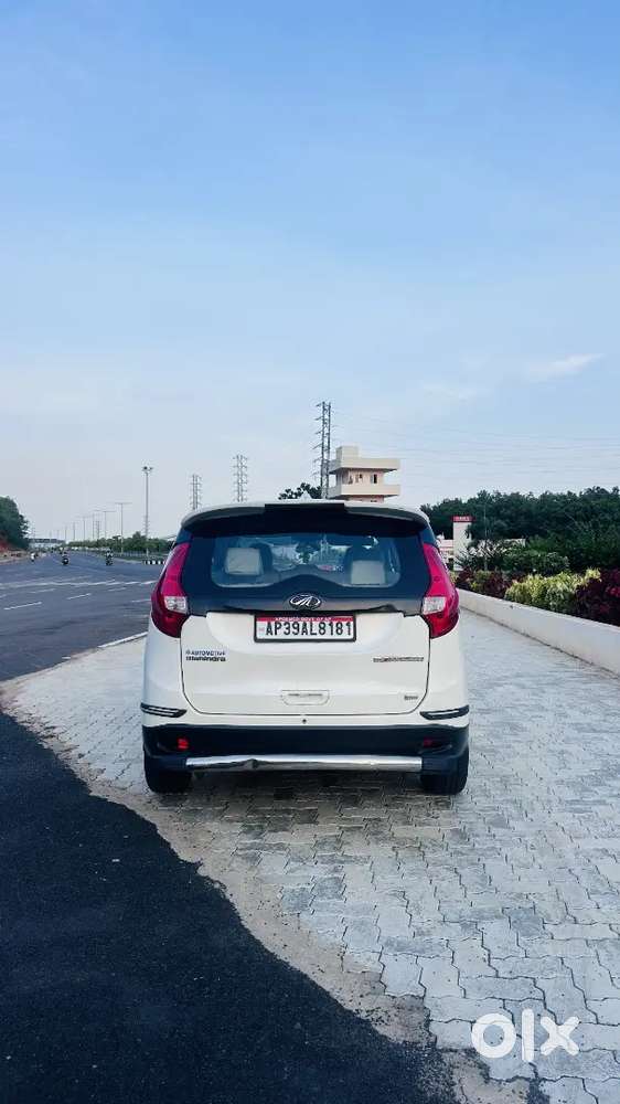 Mahindra Marazzo Diesel 2019