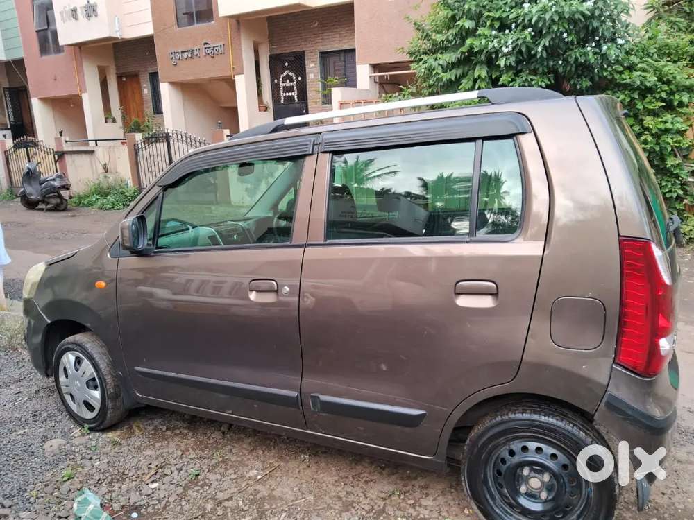 Wagonr Vxi
 Petrol + Lpg