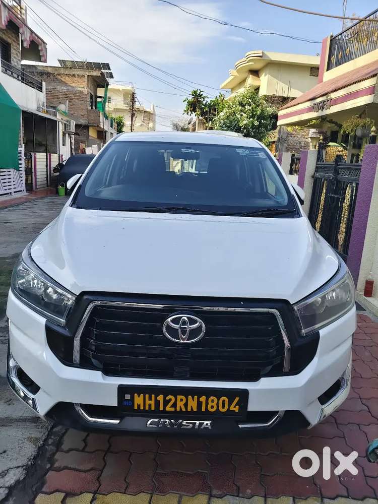 Toyota Innova Crysta 2019 Diesel 200000 Km Driven