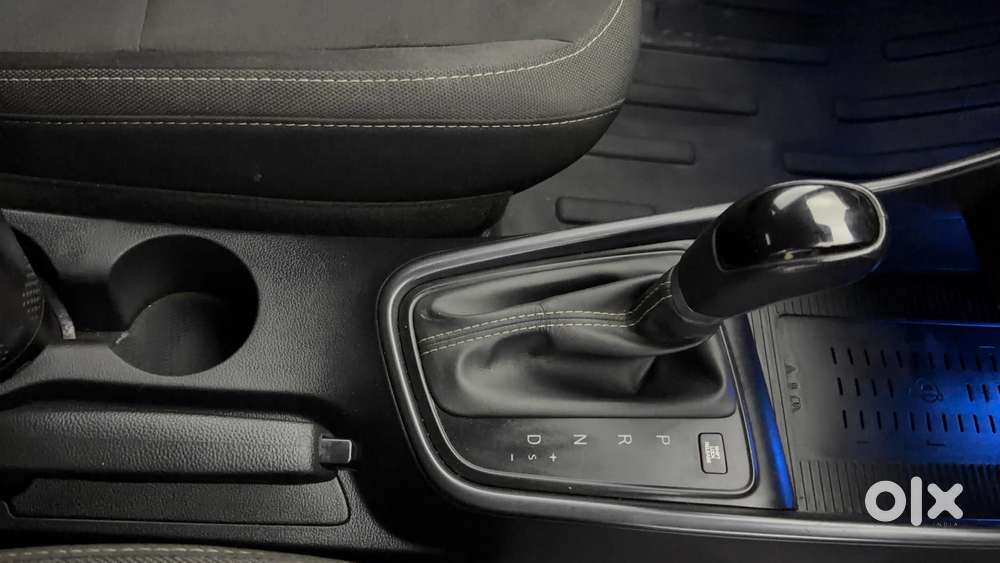 Hyundai New I20 1.2 Asta (o) Ivt, 2022, Petrol