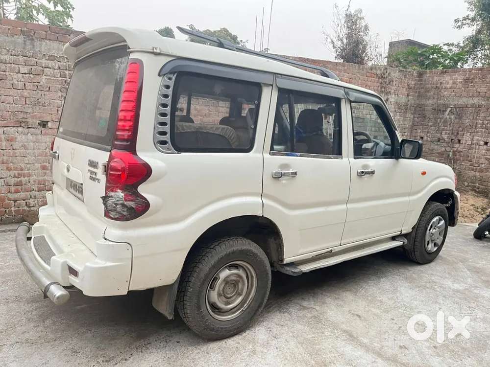 Mahindra Scorpio 2011