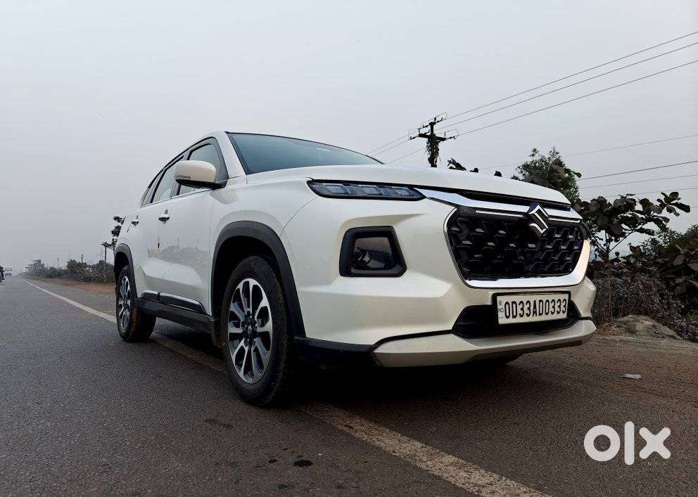 Maruti Suzuki Grand Vitara 1.5 Zeta Smart Hybrid At, 2023, Petrol