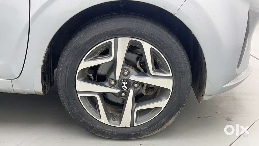 Hyundai Aura 1.0 Sx Plus Petrol, 2020, Petrol