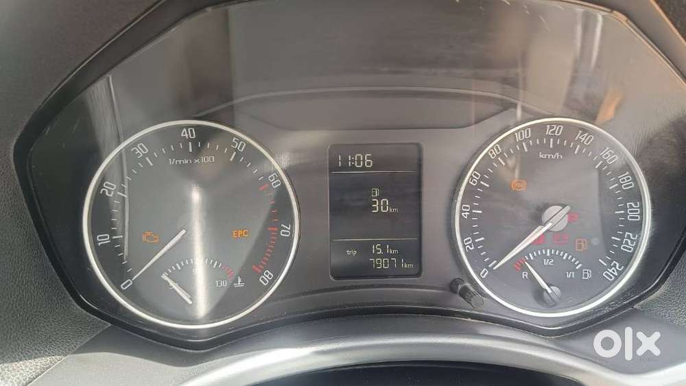 Skoda Laura Classic 1.8 Tsi, 2012, Petrol
