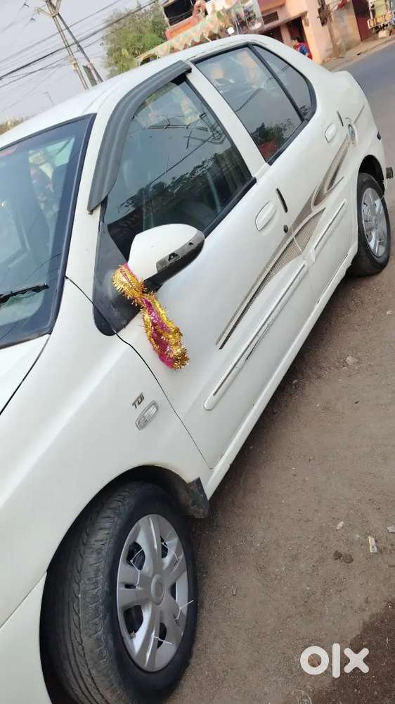 Tata Indigo Ecs 2010 Petrol 4000 Km Driven