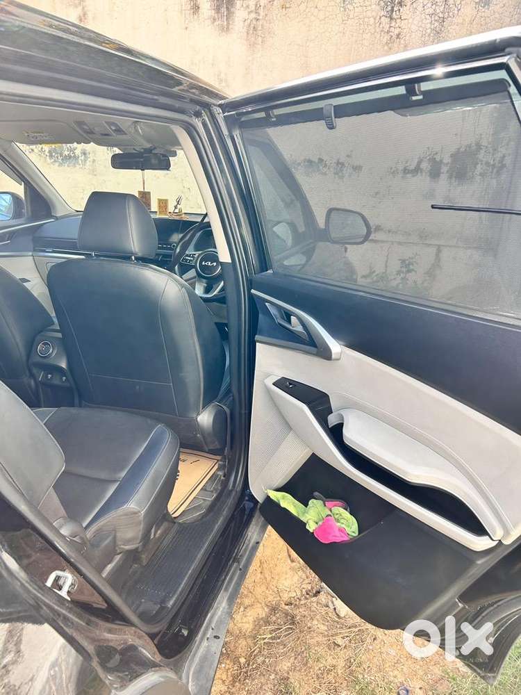 Kia Carens 2025 Diesel 21000 Km Driven