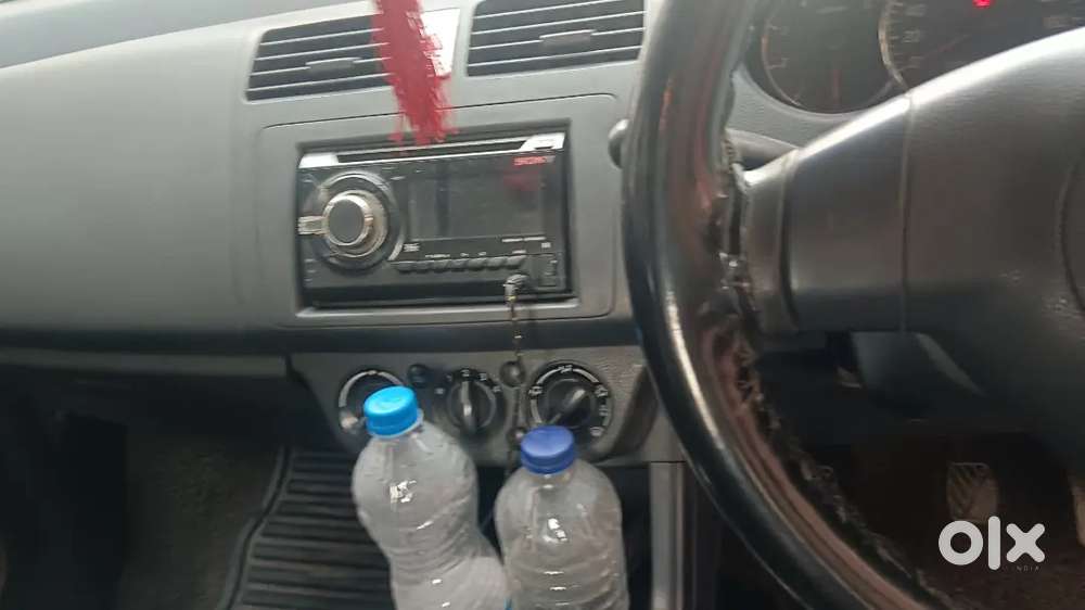 Maruti Suzuki Dzire 1.2 Vxi 2012