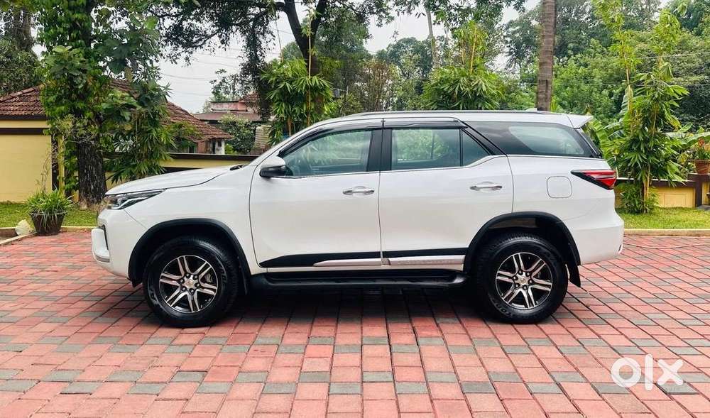 Toyota Fortuner 3.0 4x2 Automatic, 2022, Diesel