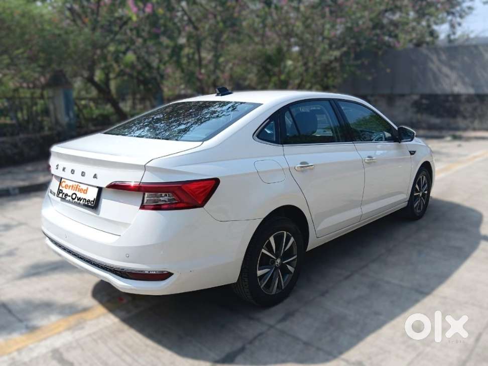 Skoda Slavia 1.0 Tsi Style At, 2023, Petrol