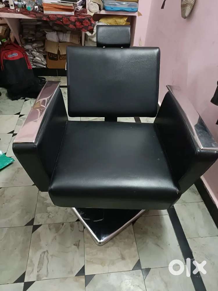 Olx beauty parlour chair second hand hotsell