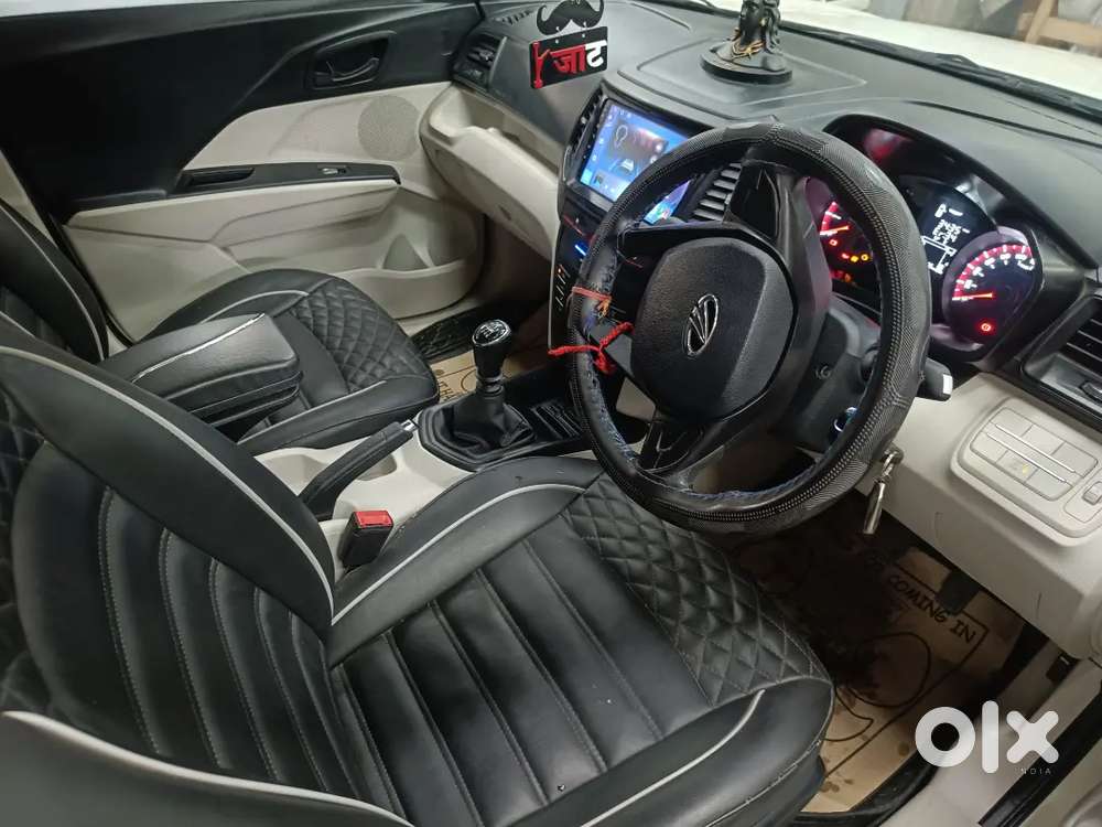 Mahindra Xuv300 2022 Petrol 12800 Km Driven