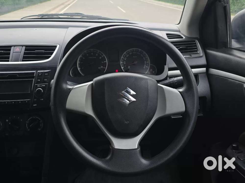 Maruti Suzuki Swift Vxi 1.2 Abs Bs-iv, 2015, Petrol