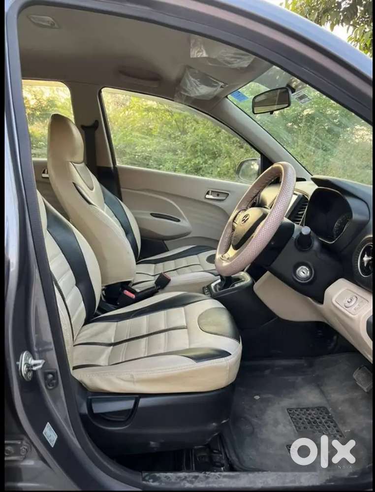 Hyundai     Santro     2019 Petrol 71246     Km     Driven