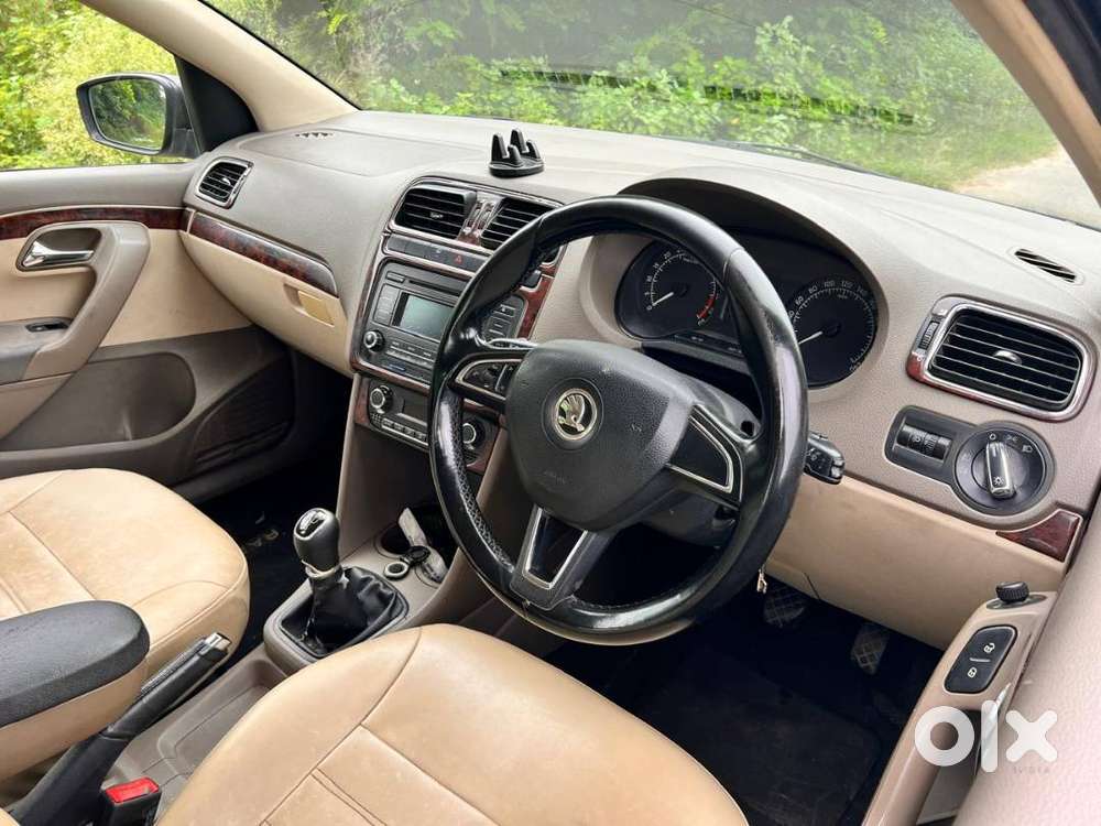 2016 Skoda Rapid 1.5 Tdi Manual  1.46 Lakh Km  Well Maintained