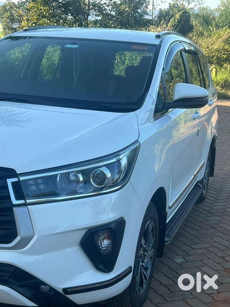 Toyota Innova Crysta 2022 Diesel Well Maintained