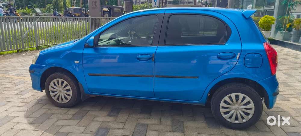 Toyota Etios Liva G, 2011, Petrol