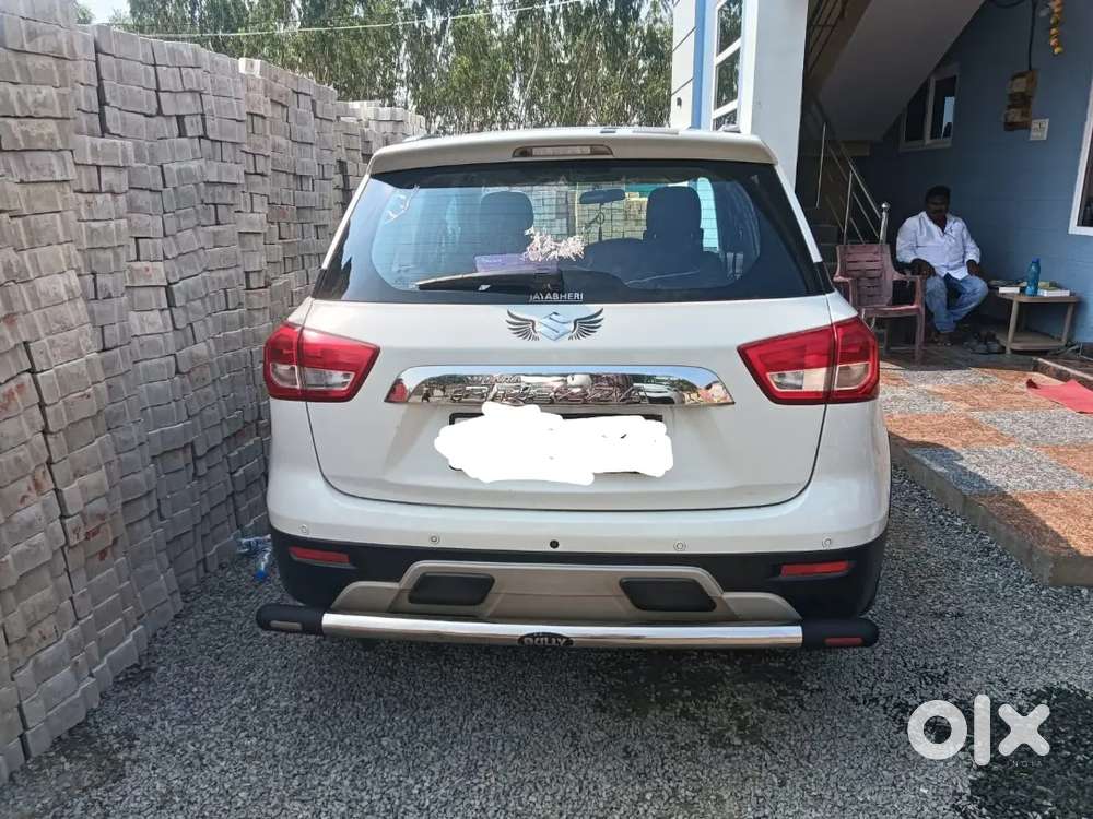 Maruti Suzuki Brezza 2020 Diesel 103000 Km Driven  Showroom Track