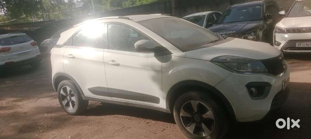 Tata Nexon 1.2 Revotron Xza Plus, 2019, Petrol