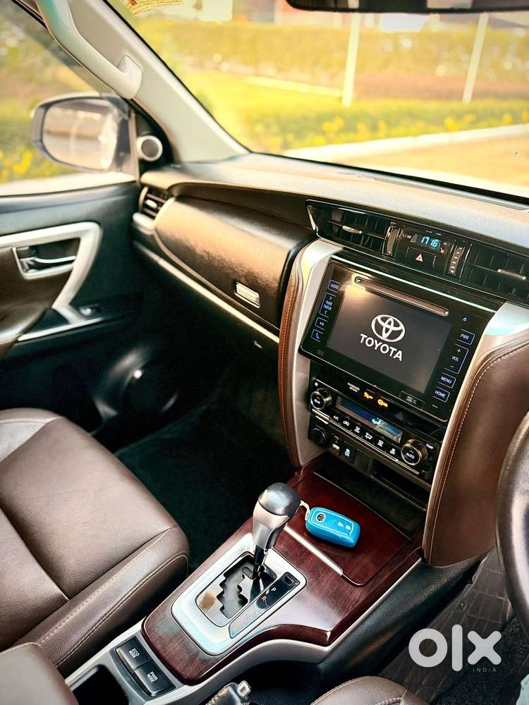 Toyota Fortuner 4x2 At 2.8 Diesel, 2017, Diesel