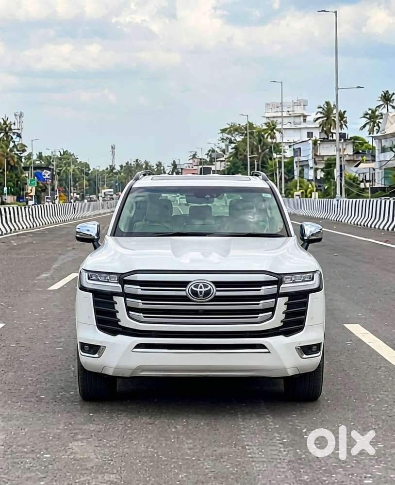 Toyota Land Cruiser 2022 Diesel Automatic