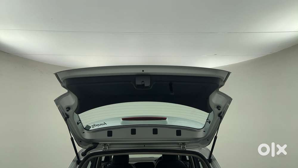 Volkswagen Taigun Topline 1.0 Tsi At (electric Seats), 2022, Petrol