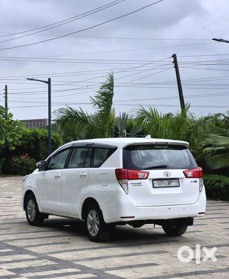 Toyota Innova Crysta 2.4 G Mt, 2016, Diesel