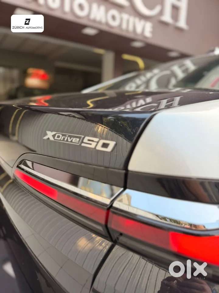 Bmw I7 Xdrive60, 2024, Electric