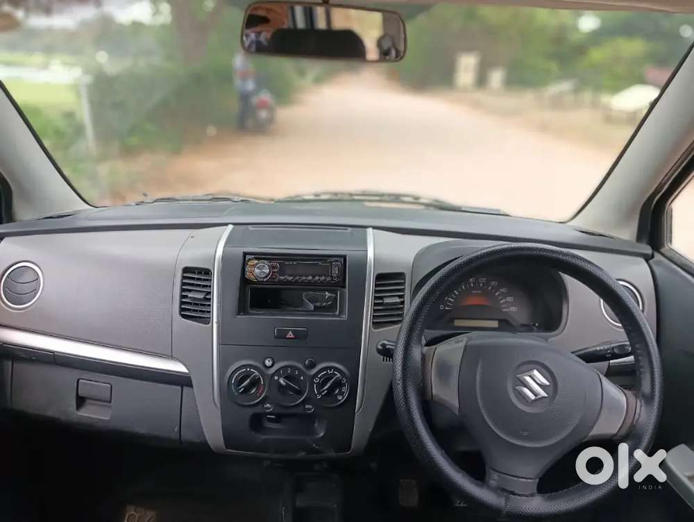 Maruti Suzuki Wagon R 2013 Petrol Well Maintained