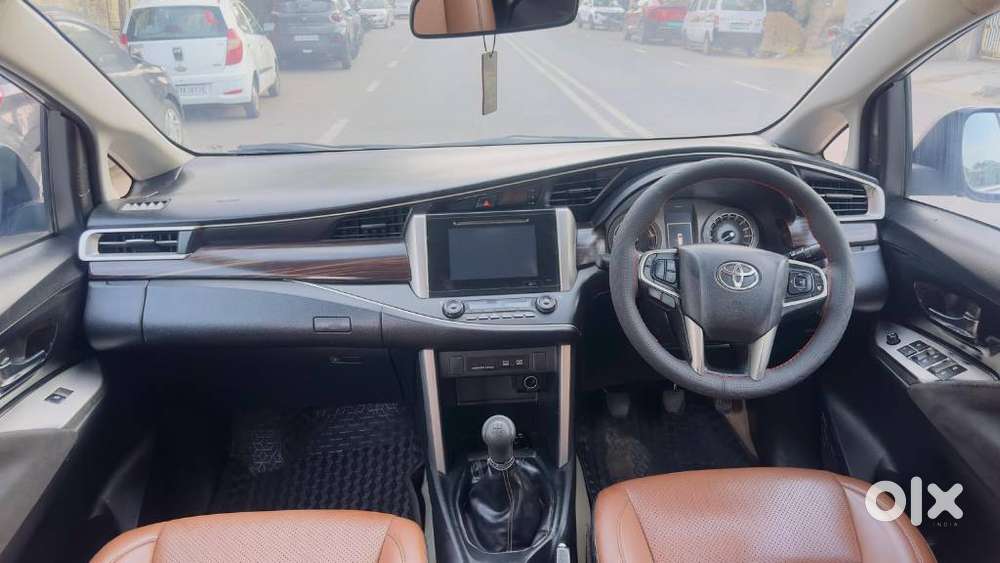 Toyota Innova Crysta 2.4 Vx Mt, 2018, Diesel