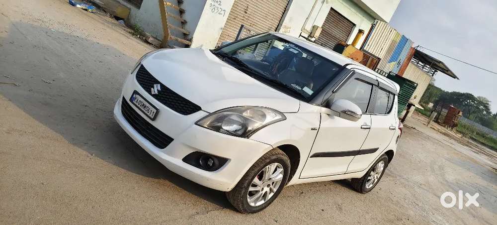Swift Zdi Plus Maruti 2013 Diesel Automatic 128000 Km Driven