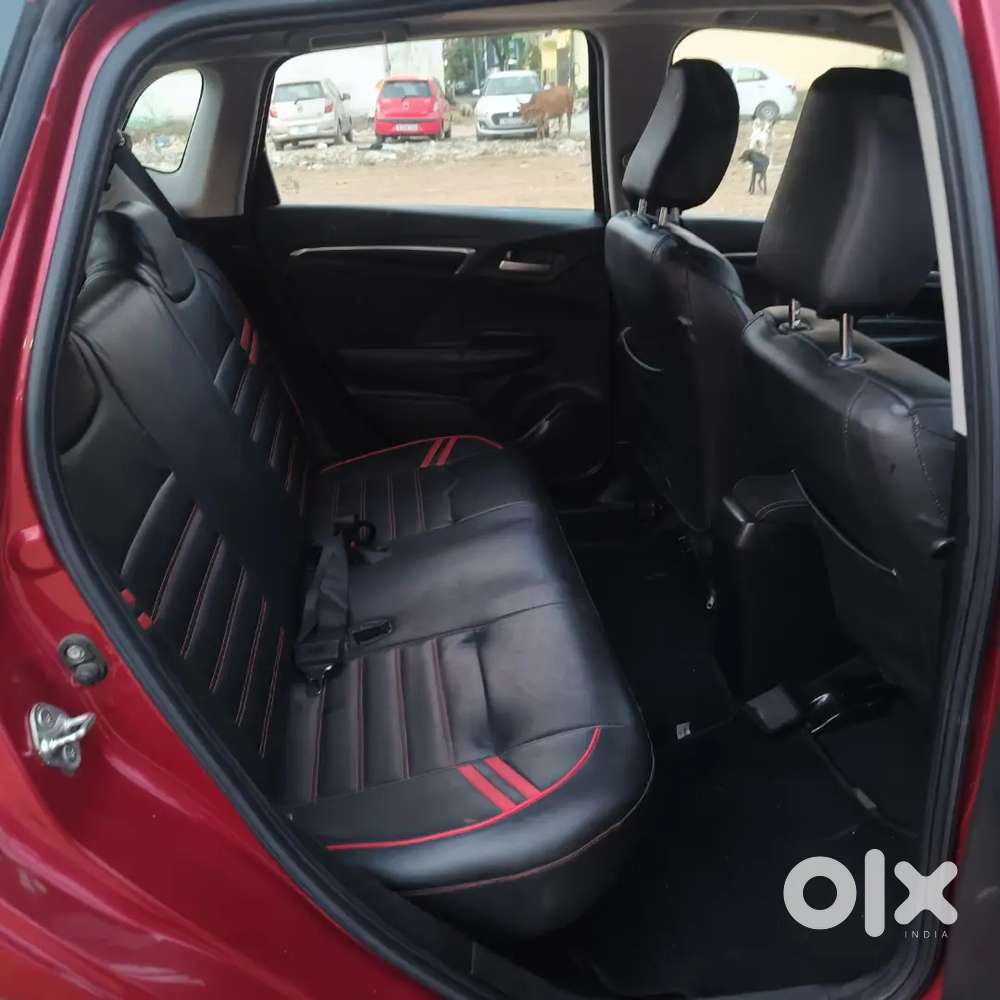 Honda Wr-v Vx Petrol – 2022 – Radiant Red Metallic – Top Model